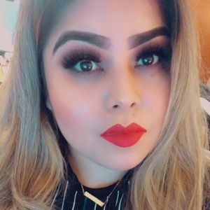 Meet your Posher, Janet